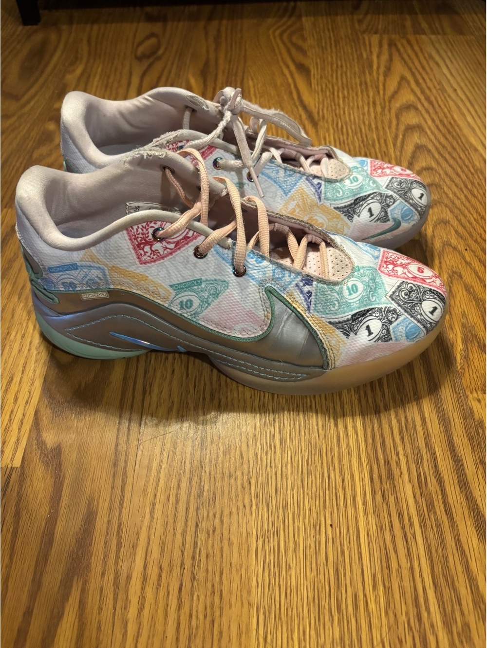 Monopoly x Nike LeBron 22 QS- 7Y and 8.5 Women’s